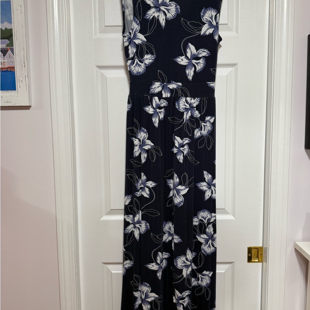 41 Hawthorn Navy and White V-Neck Sundress - Picture 2 of 3